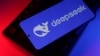 «Скажи, DeepSeek...» Как отвечает китайский ИИ, когда его спрашивают об уйгурах и казахах в Синьцзяне?