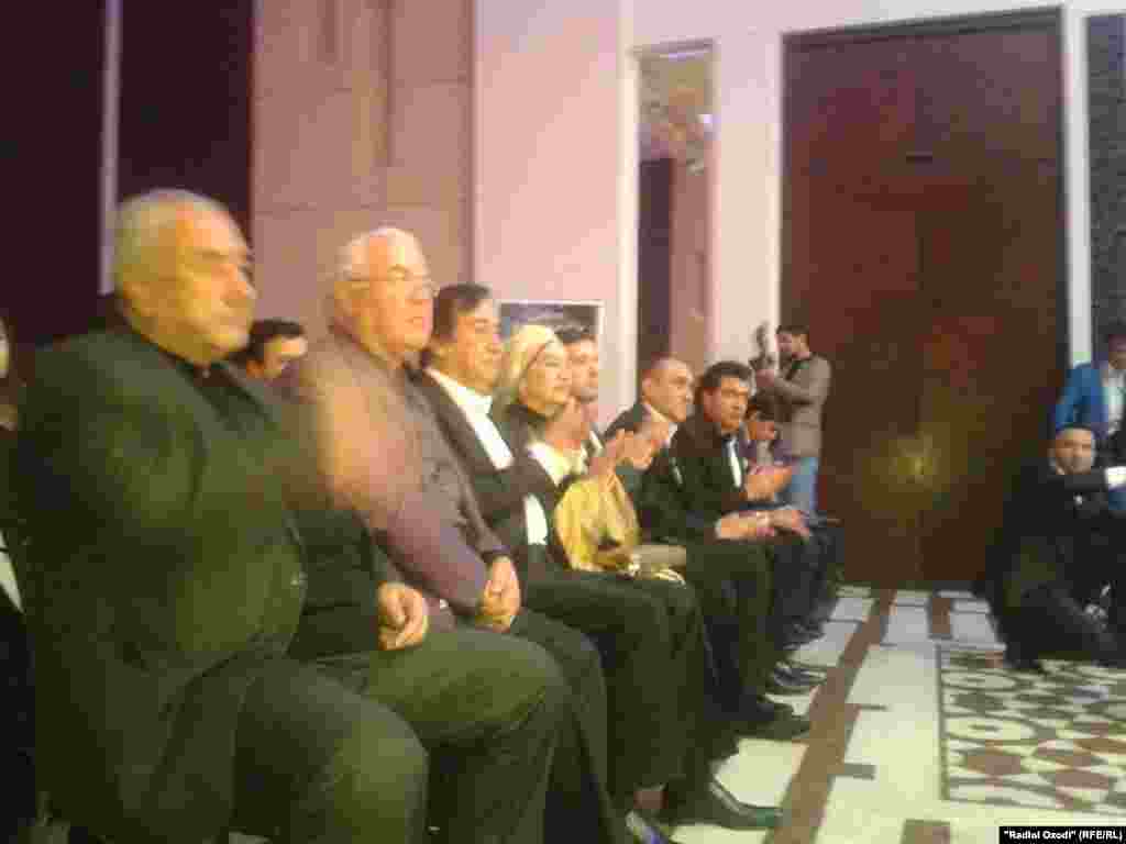Амонулло Ҳукуматулло дар "Tamoshow Music Awards"