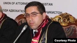 Бузургмехр Ёров