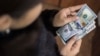 Банктарга нааразылар көп, бирок депозиттер рекорддук чекке жетти