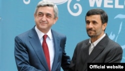 Presidents Serzh Sarkisian (L) of Armenia and Mahmoud Ahmadinejad of Iran meet in Tehran on April 13, 2009.