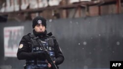 Припадник на турските безбедносни сили