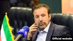 رئیس دفتر روحانی گفته که نمی‌شود همین طور «بعضی ادعایی کنند و نظام زیر سئوال برود».