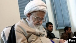 آیت‌الله صافی گلپایگانی، از مراجع تقلید نزدیک به حکومت ایران.