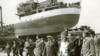 Nicolae Ceauşescu vizitează şantierul naval din Brăila.(7.IX.1978) Sursa: Fototeca online a comunismului românesc; cota:293/1978
