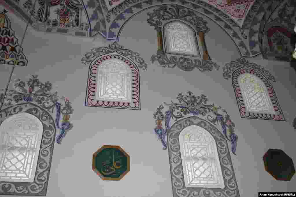 Xhamia "Sinan Pasha" e shekullit të 17-të, Prizren.