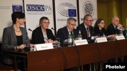 Armenia - The heads of a European election-monitoring mission hold a news conference in Yerevan, 3Apr2017.