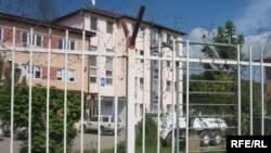 Zgrada Okružnog i Opštinskog suda u severnom delu Kosovske Mitrovice