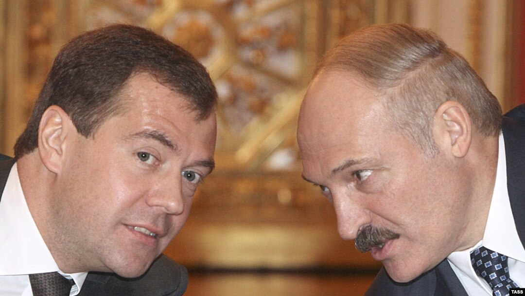 Did Russia's Dmitry Medvedev (left) get enough from Belarus's Alyaksandr Lukashenka...