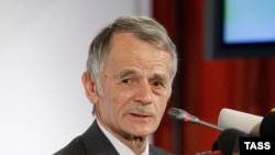 Украина -- Гlирмера гезалойн лидер Джемилев Мустафа Киевера конференцехь. 5Сти2014