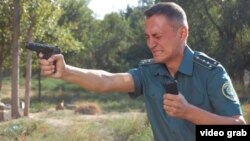 “Дадам бетоб” фильмидан тасвир
