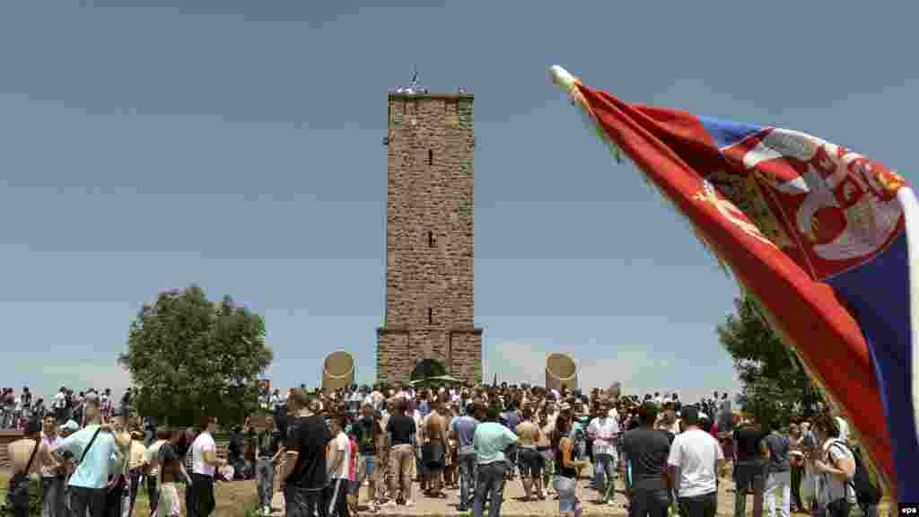 Kosovë - Serbët mblidhen për të shënuar Vidovdanin, në Gazimestan, 28 qershor 2012