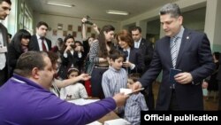Լուսանկարը` կառավարության տեղեկատվության եւ հասարակայնության հետ կապերի վարչության