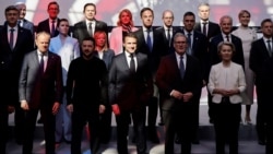Украинаны қолдайтын "ниеттілер коалициясы" елдерінің басшылары Париждегі саммитте. 27 наурыз.