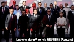Участники саммита "коалиции желающих". Париж, 27 марта 2025 года