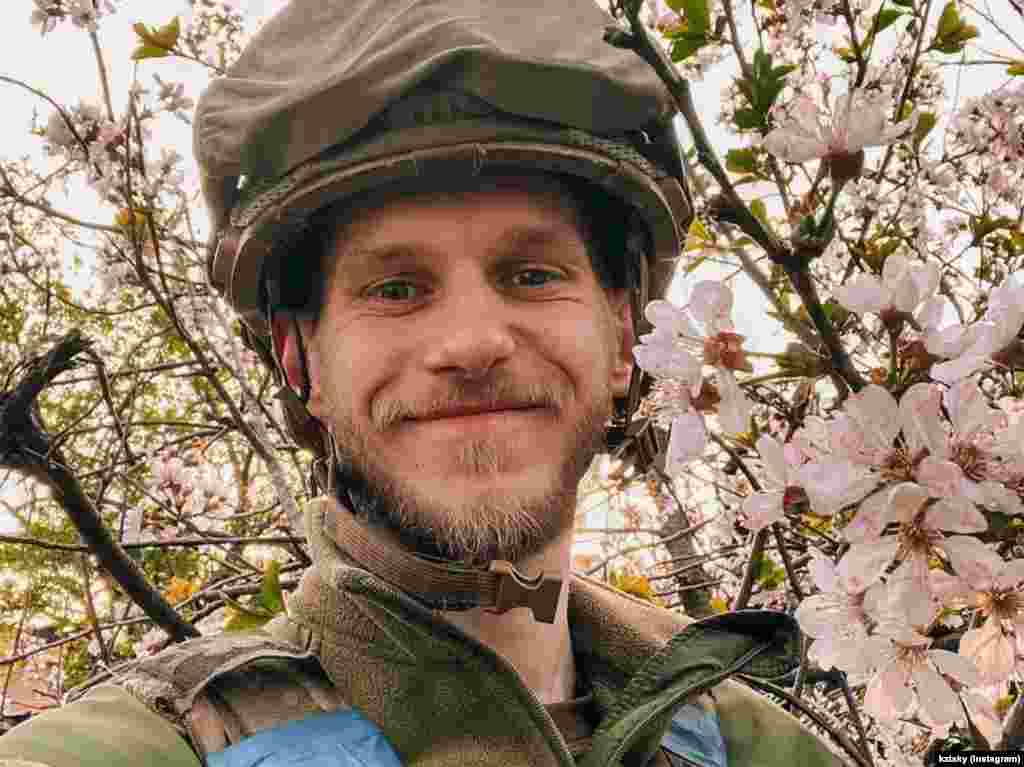 Боец полка «Азов» Дмитрий Козацкий («Орест»), известный своими фото и видео из «Азовстали», облетивших весь мир