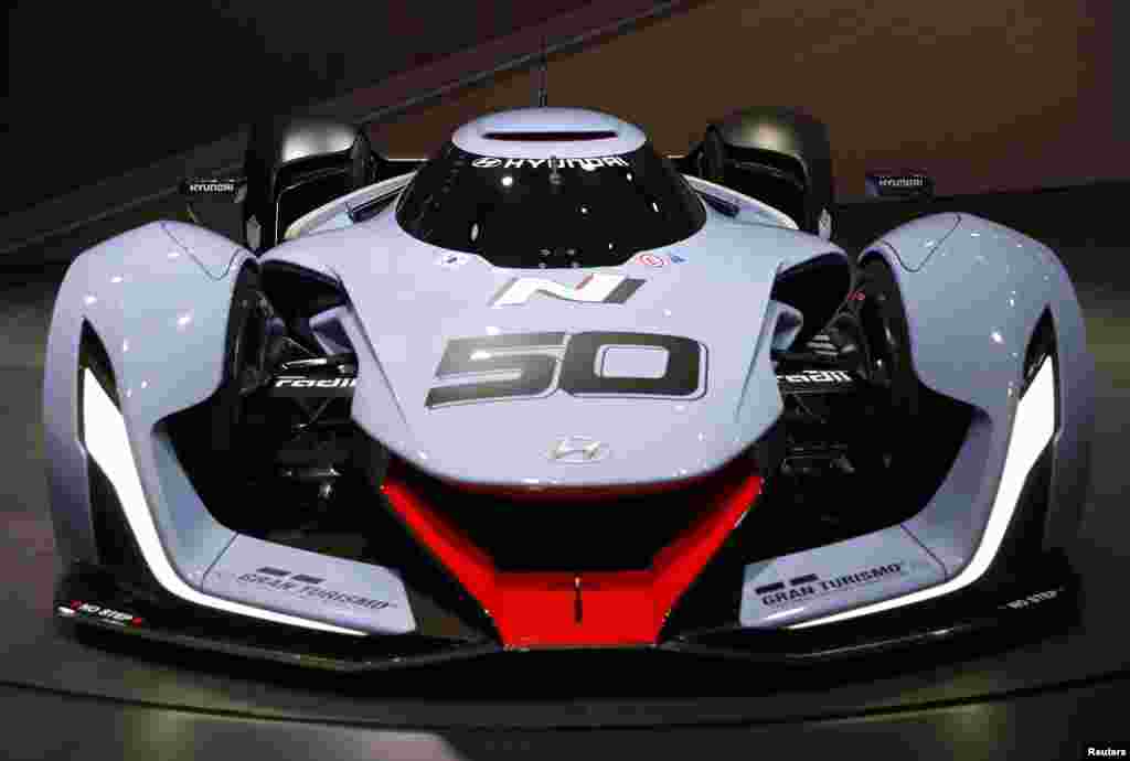 Hyundai N50 