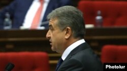 Կարեն Կարապետյանը Ազգային ժողովում ներկայացնում է իր գլխավորած կառավարության ծրագիրը: 20-ը հոկտեմբերի, 2016 թ․