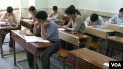 More than half a million school dropouts in the past year were from the 15-17-year age group.