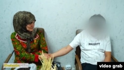 Акс аз навори видеоии полиси Душанбе