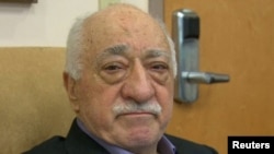 Kleriku turk. Fetullah Gylen 
