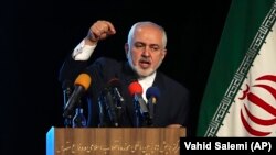 وزیر خارجه ایران در توئیت خود خواستار اجرای برجام توسط هر دو طرف شده است